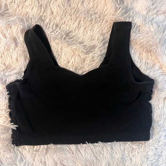 Vintage crop top or bra? - Picture 5 of 6